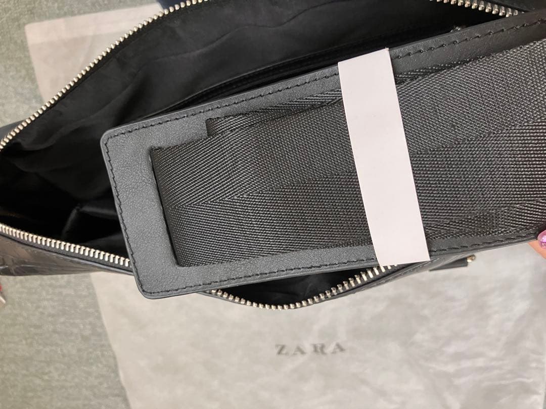 howerd...【新品未使用】ZARAクロコ柄ビジネスバッグリクルート