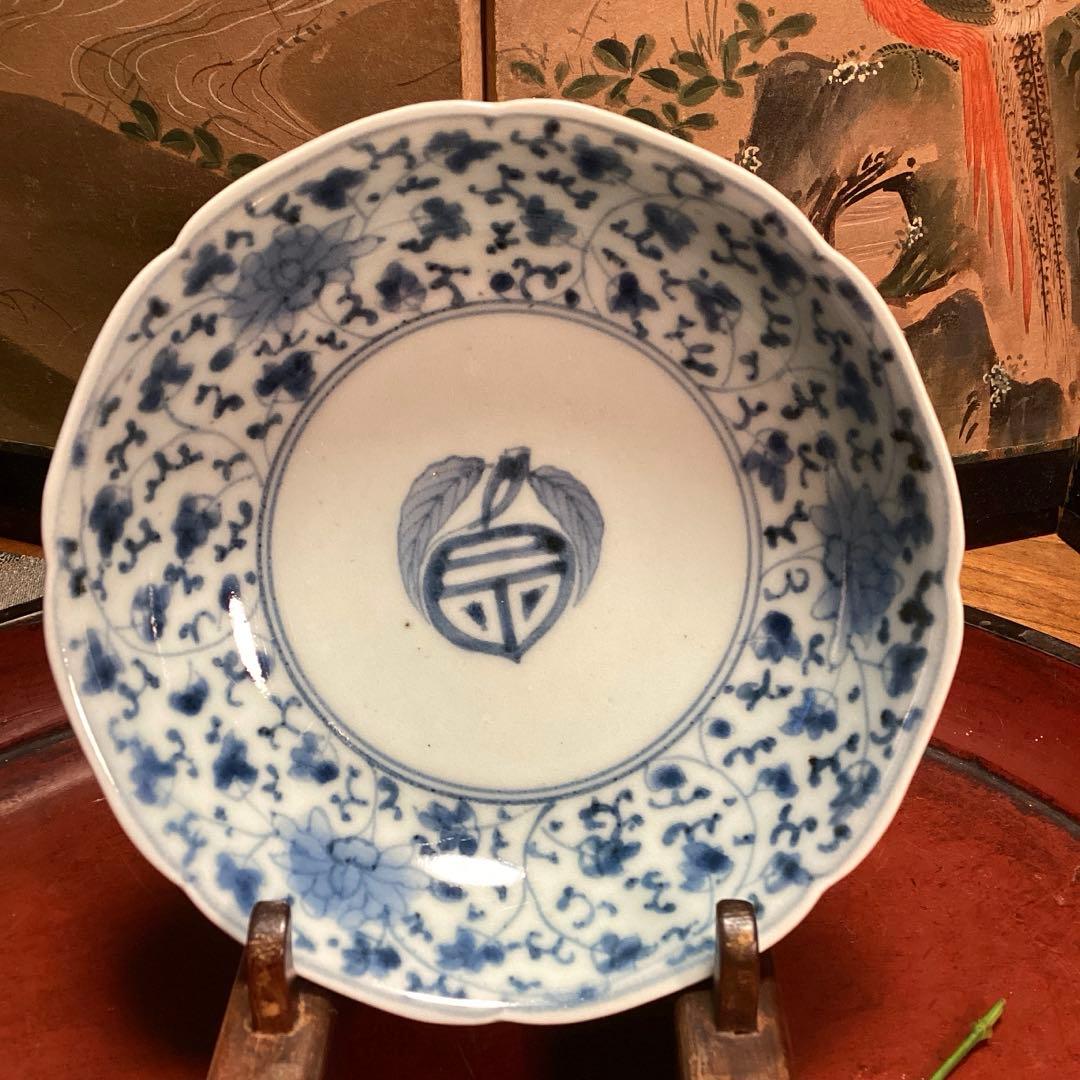 A995❶古伊万里　染付（柿右衛門）花唐草　見込栗紋様　輪花型　膾皿　1枚