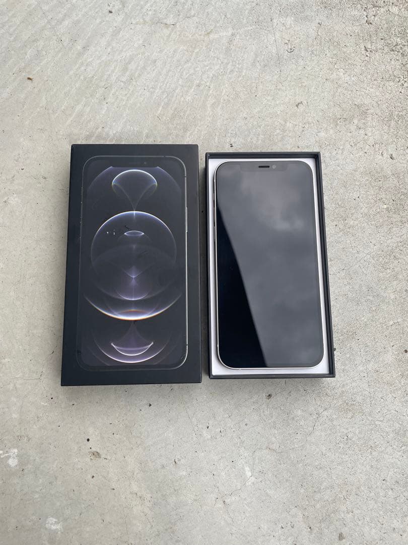 Apple iPhone 12 ホワイト 本体　128gb