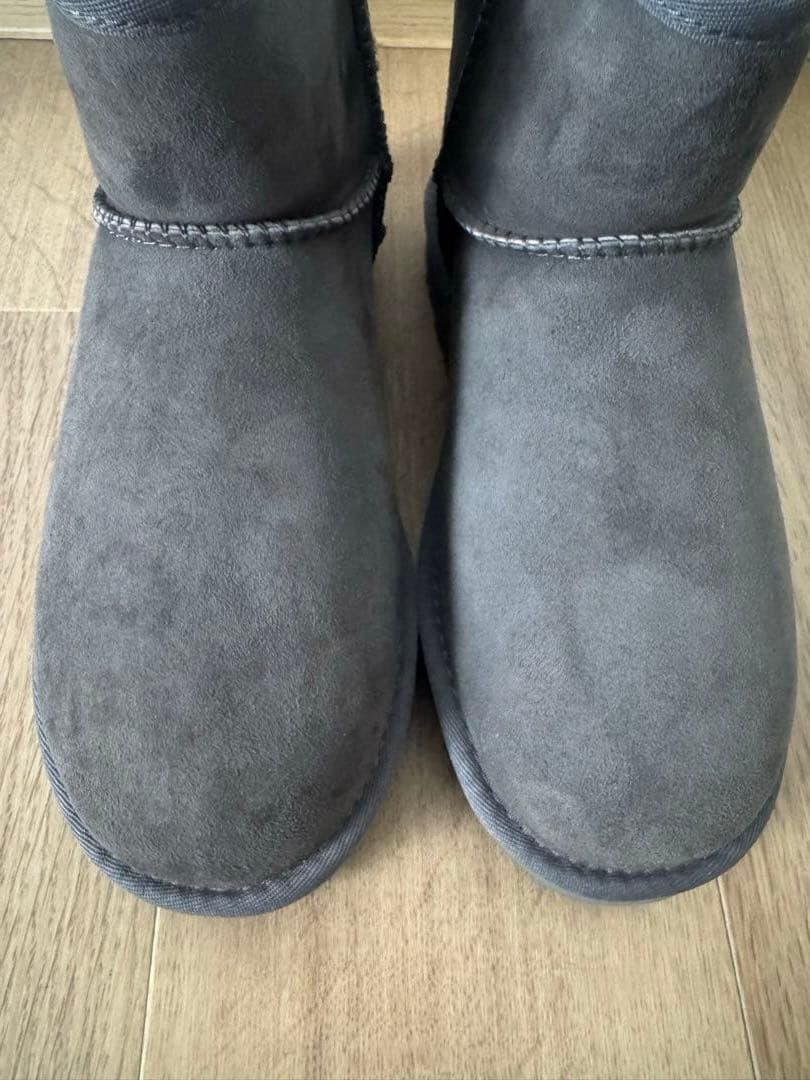 【新品未使用】UGGクラシックミニ25cmグレー