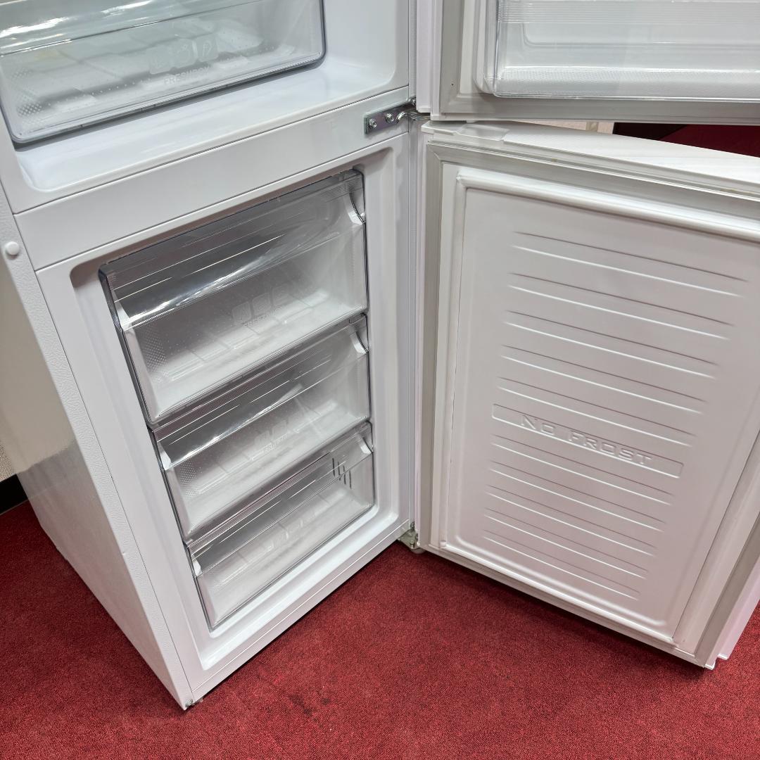 東京23区送料無料　美品ハイアール2ドア　2022年製218L　洗浄/除菌済み