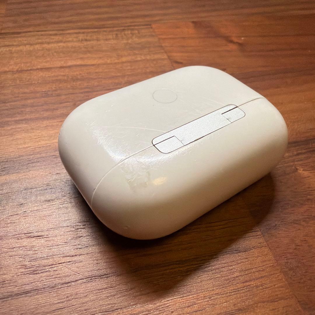 AirPods Pro2 本体 充電ケース 付属品(左イヤーチップのみ破損)