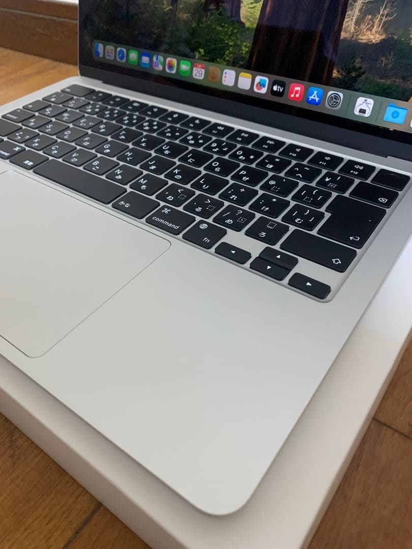 MacBook Air 2022 Apple M2チップ13 インチ