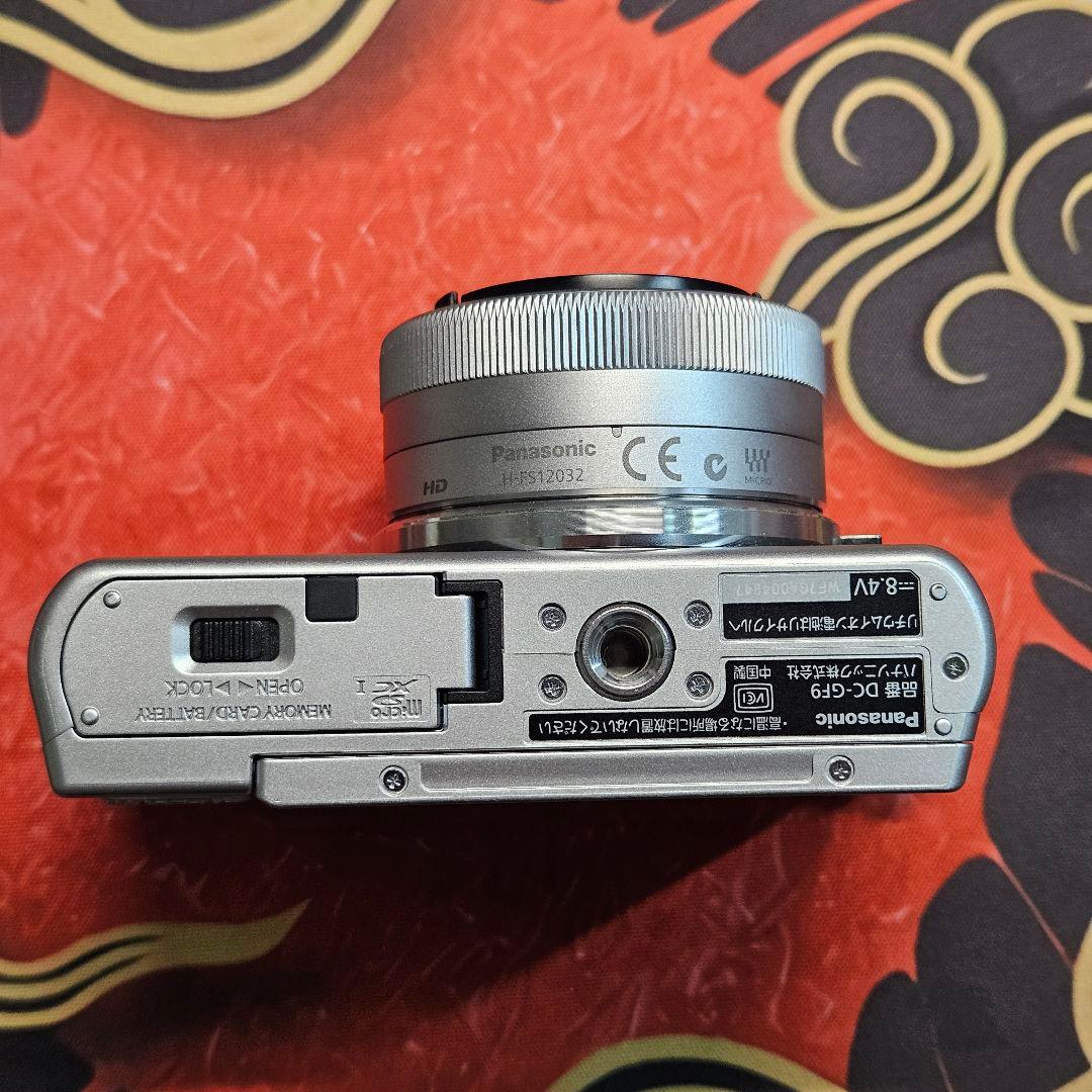 デジタルカメラ Panasonic Lumix GF9