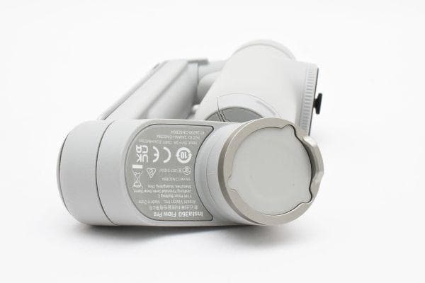 ■ ほぼ新品 ■ インスタサンロクマル Insta360 Flow Pro