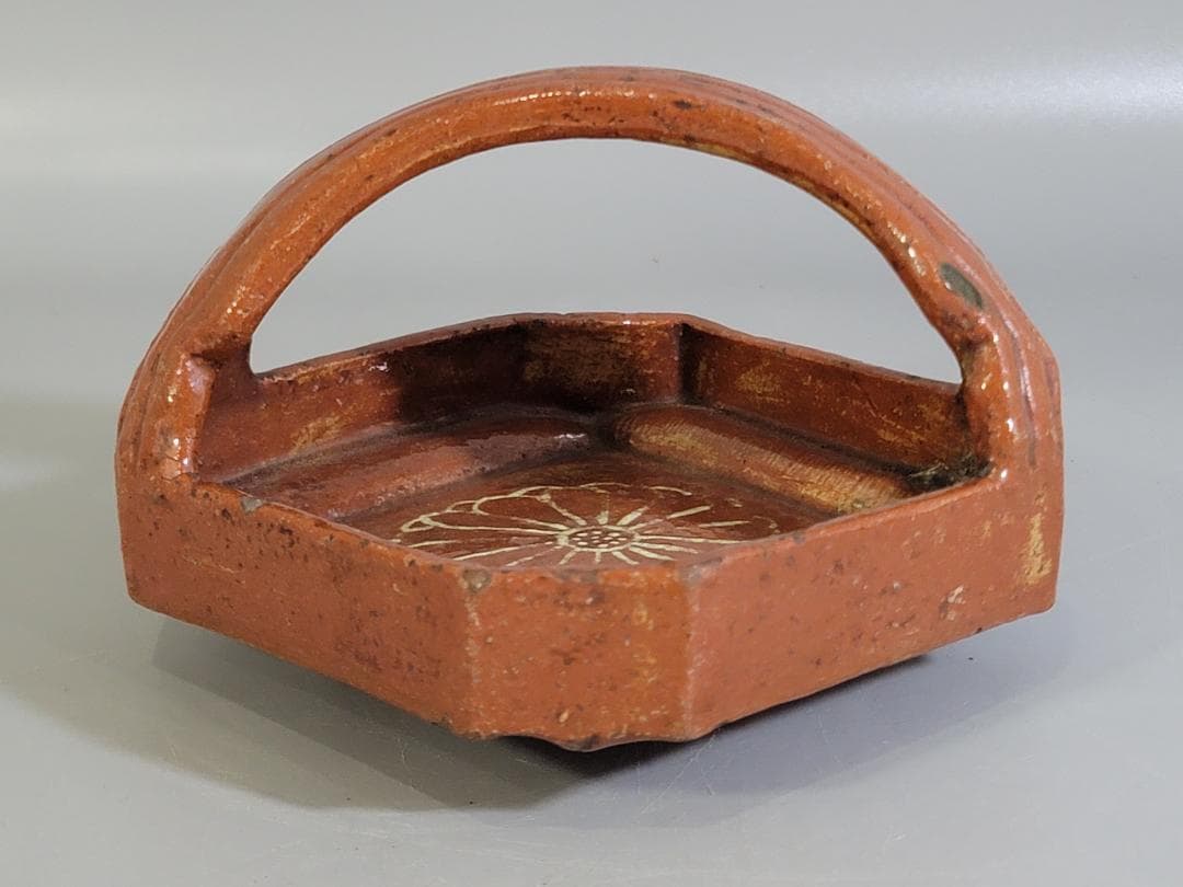 茶道具 赤楽 菊絵 手付 四方鉢 楽印 了入 古美術 DT280