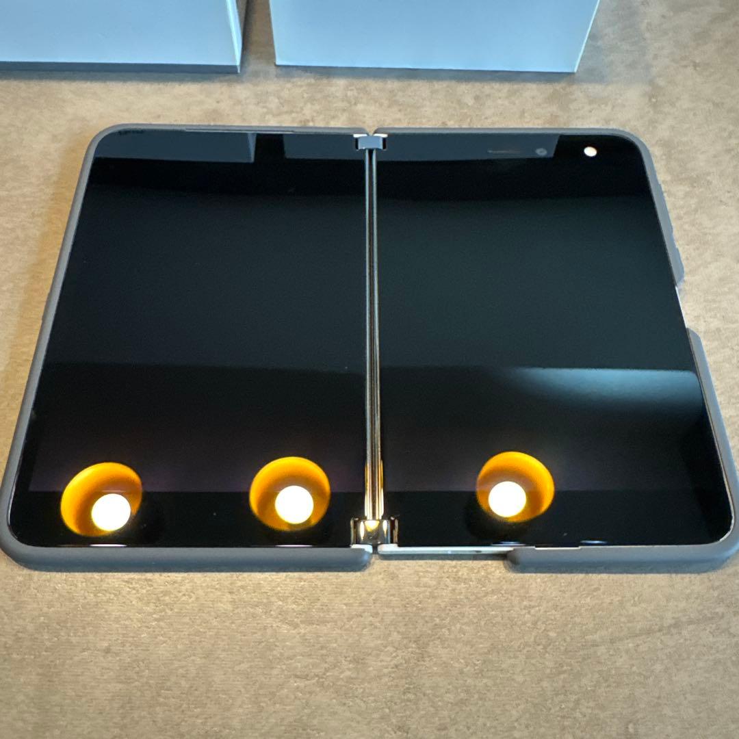 Microsoft Surface Duo バンパー マイクロソフト 美品
