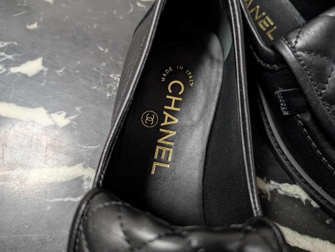 ♥CHANEL♥ロゴ キルティング　新品