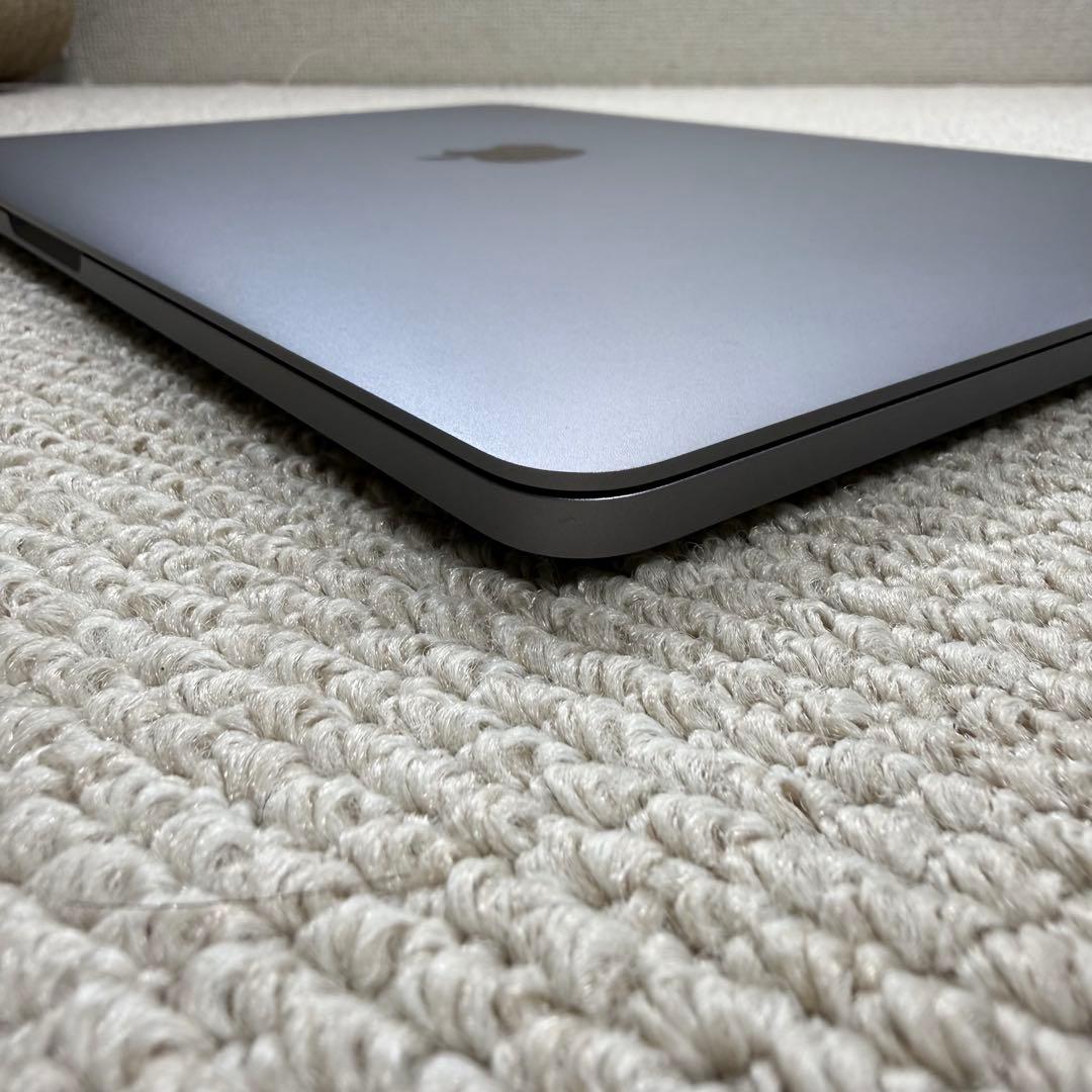 美品MacBook Pro 13 i5 8G 1TB 2017 Apple