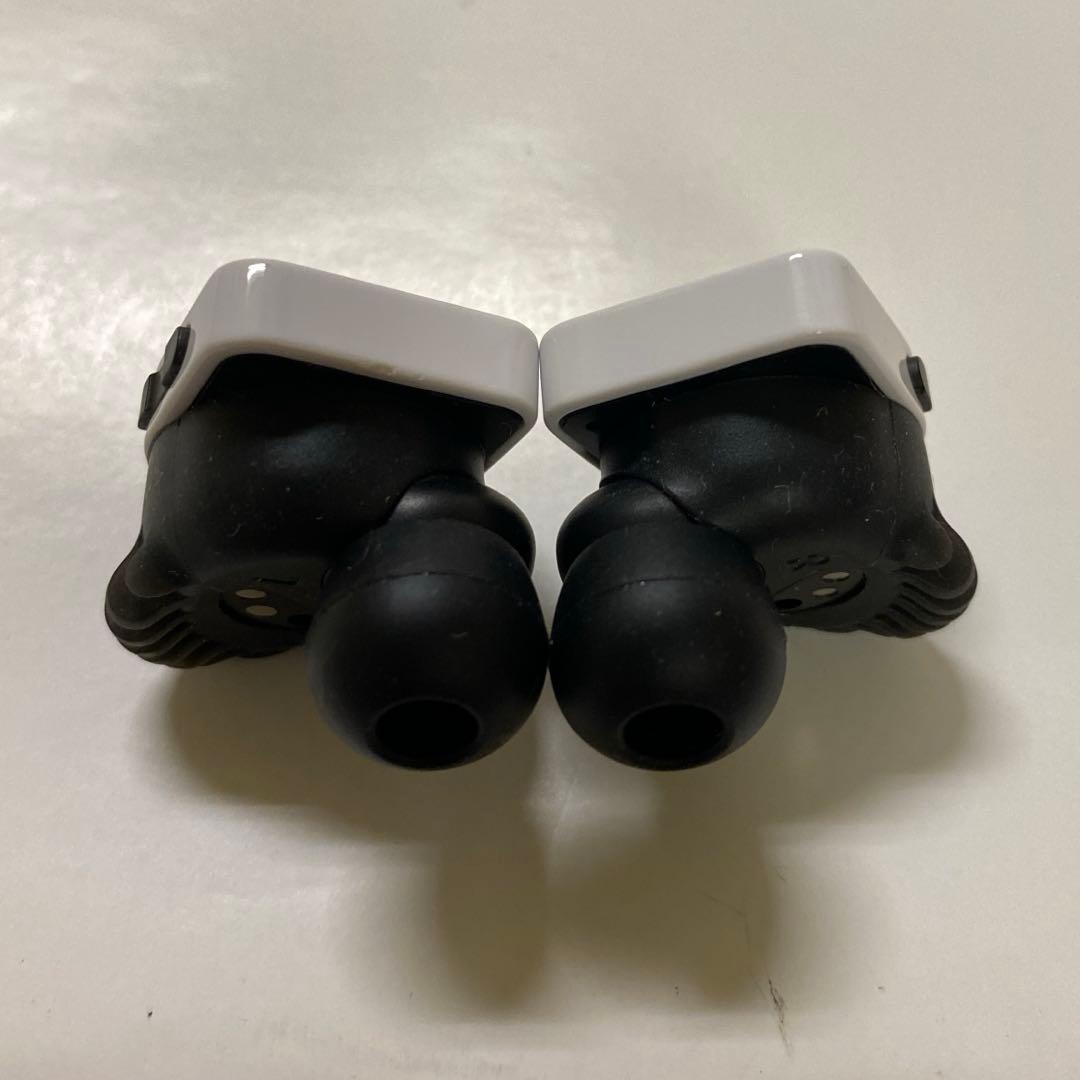 KAA06-35 ルイヴィトン QAB020 ホライゾン ワイヤレスイヤホン