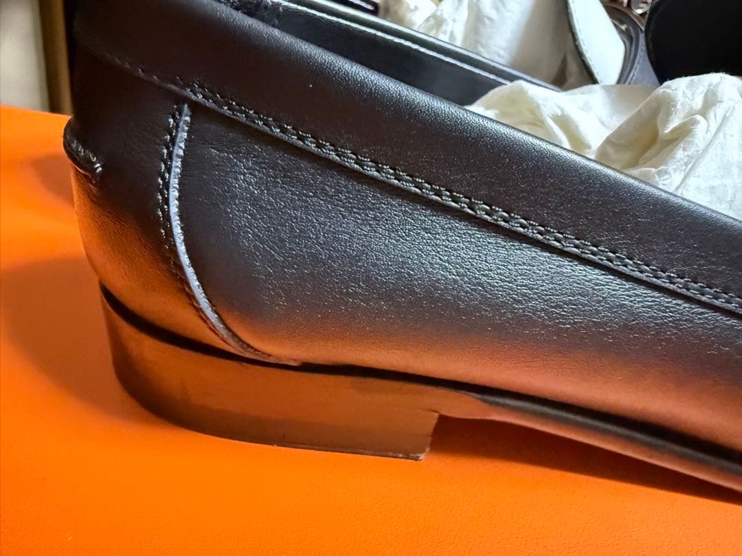 HERMES フリンジローファー ブラック・ホワイト