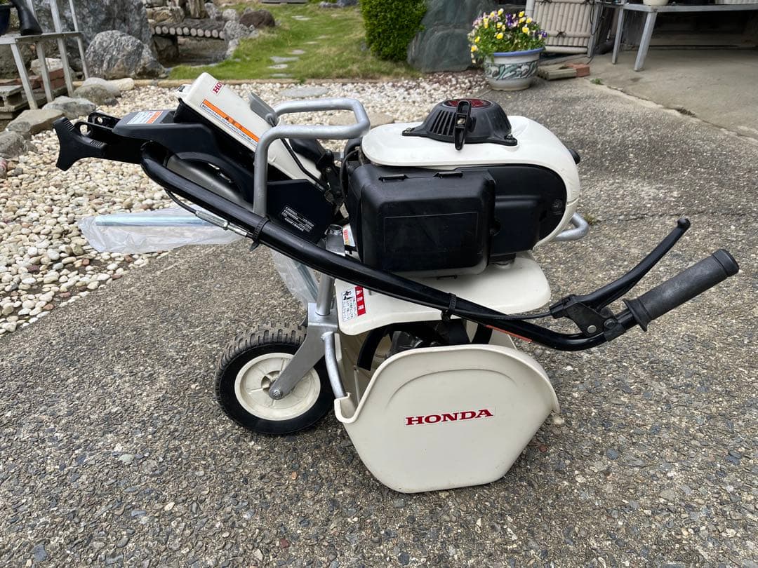 耕運機　管理機ホンダピアンタFV200 ケース•新品抵抗棒付、整備済実働　送料込