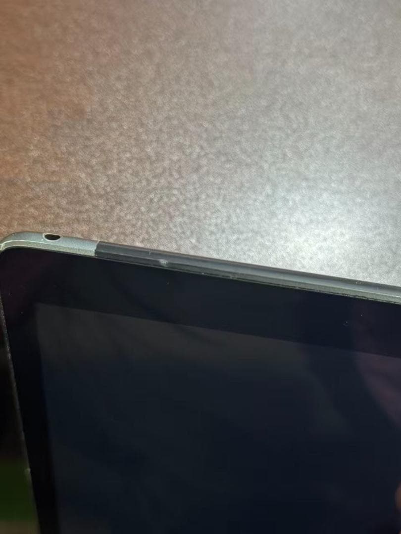 【iPad】第8世代 128GB スペースグレーWi-Fi + Cellular