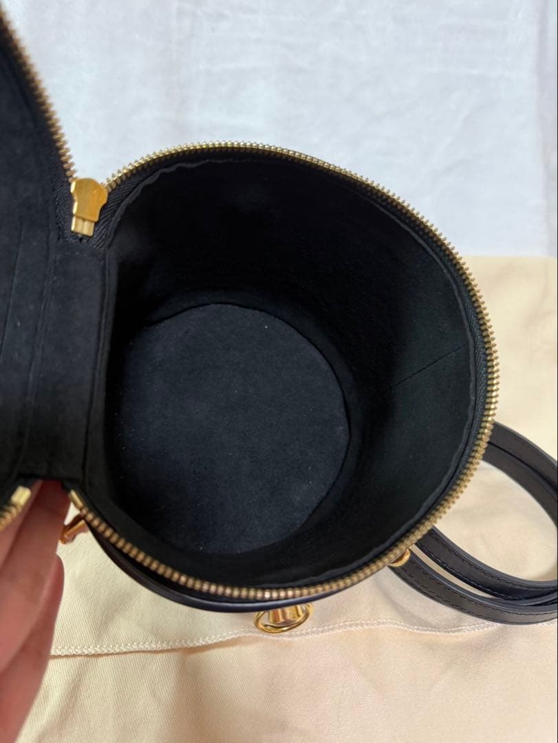 Louis Vuitton バケツ型バッグ　モノグラム・リバース カンヌ