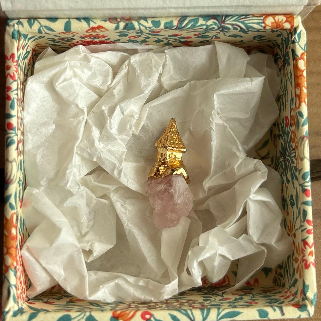 フィリフヨンカ 天然石おうちピアス