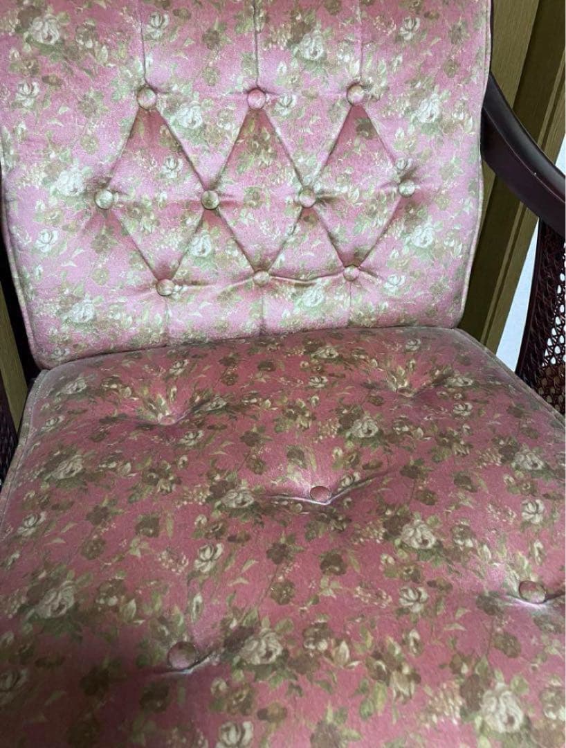 【直接】モリシゲ家具　クラシックテイスト　花柄（薔薇）高級リビングアーム付チェア