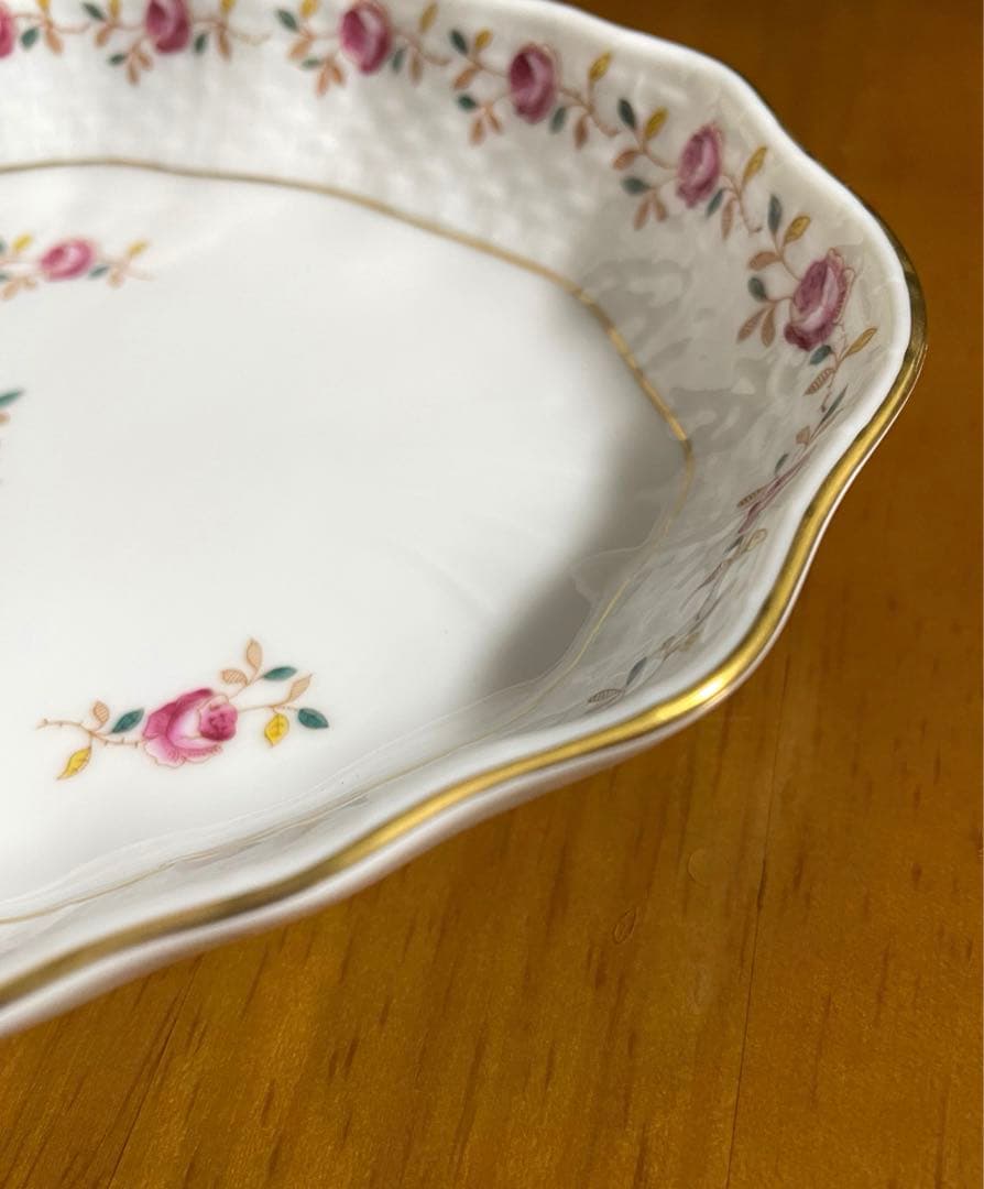 ヘレンド ローズガーランド バラの花飾り ＊ オーバルディッシュ プレート 小皿