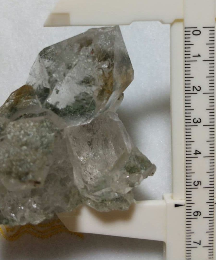 超希少　ゴールドルチル　クローライト入り　マニハール産　水晶クラスター　原石