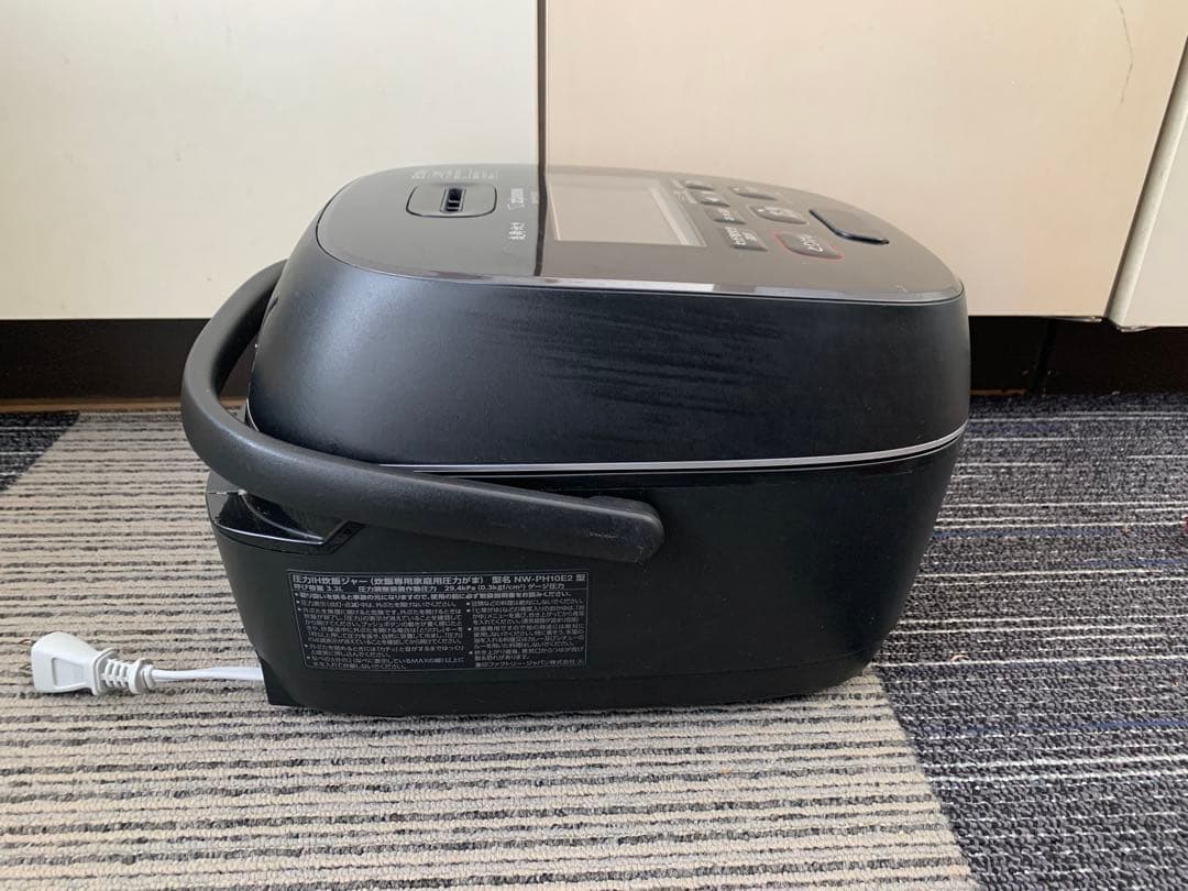 【象印】圧力IH炊飯ジャー5.5合炊き「炎舞炊き」NW-PH10E2（中中古品）