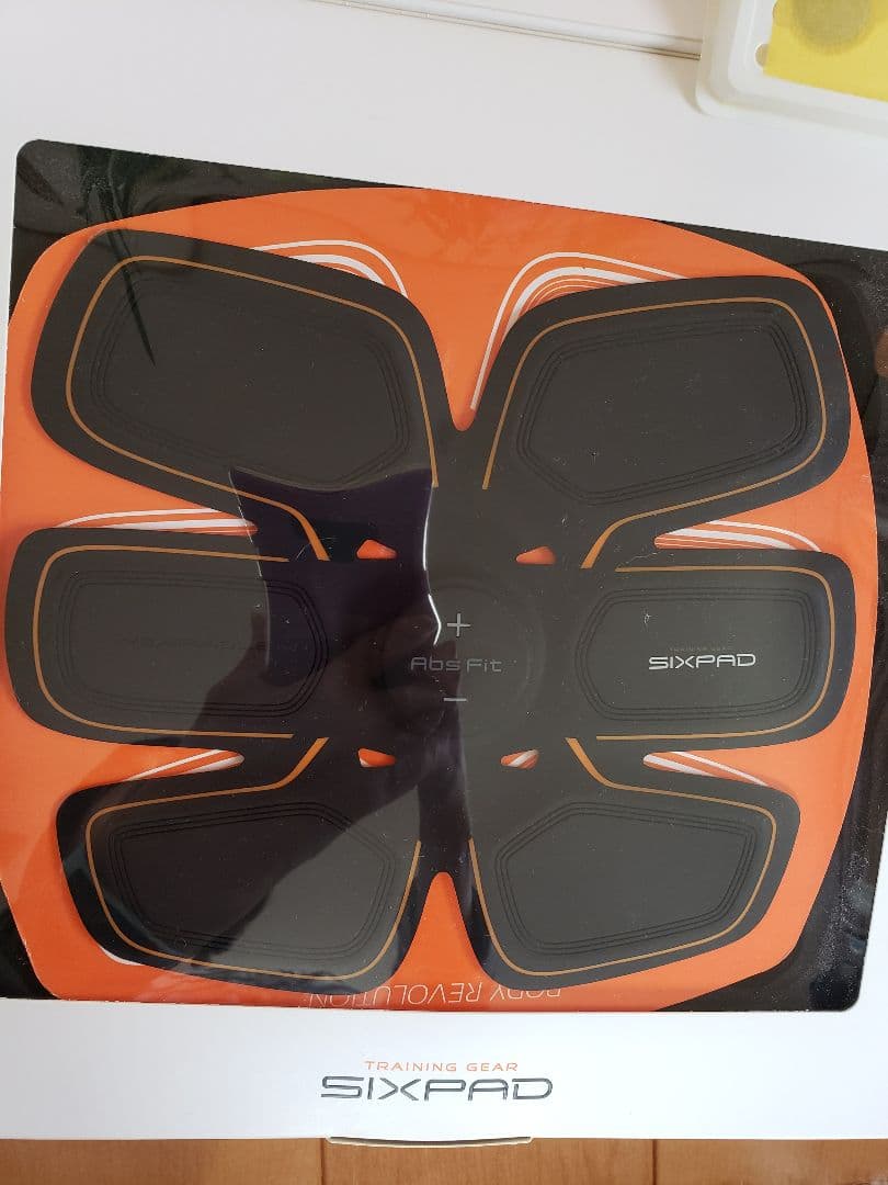 SIXPADシックスパッド(電池タイプ)