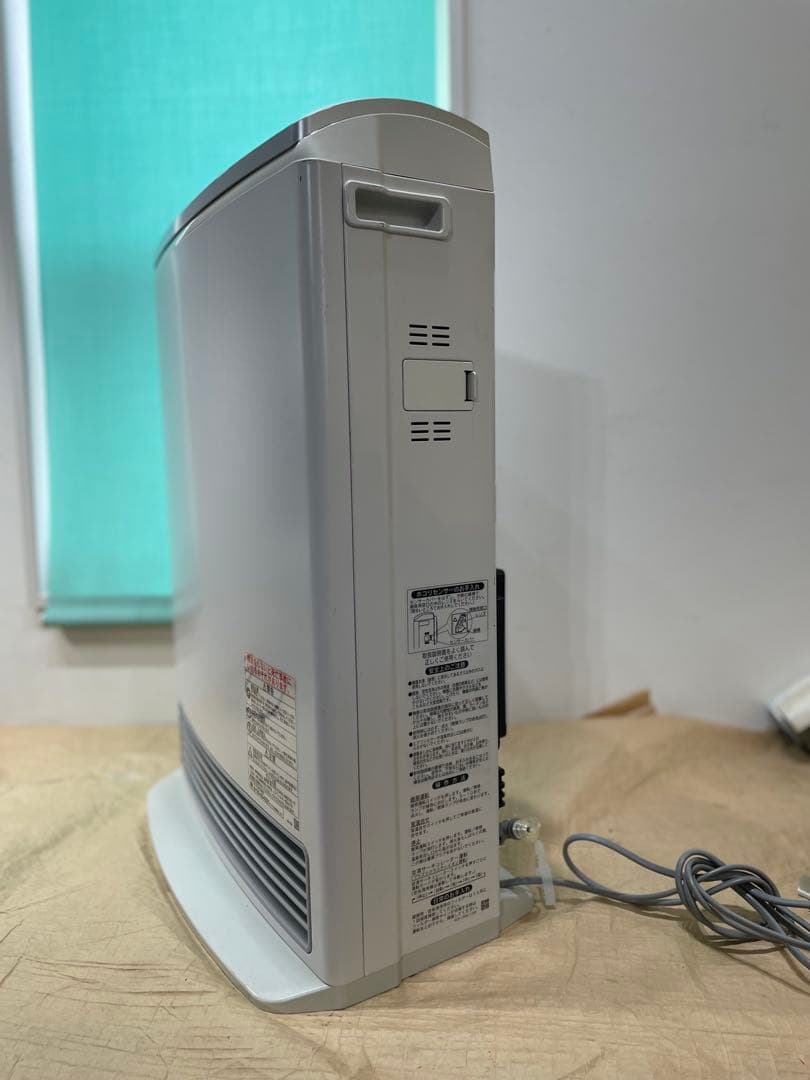 o*r様 リンナイ ガスファンヒーター ホワイト　高年式　RC-T5801 AC