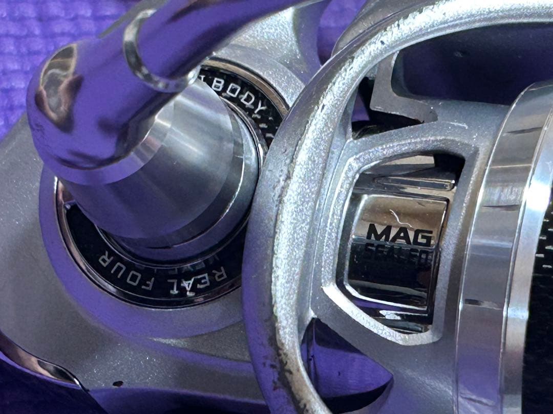 ダイワ カルディア 4000 スピニングリール おまけ付き