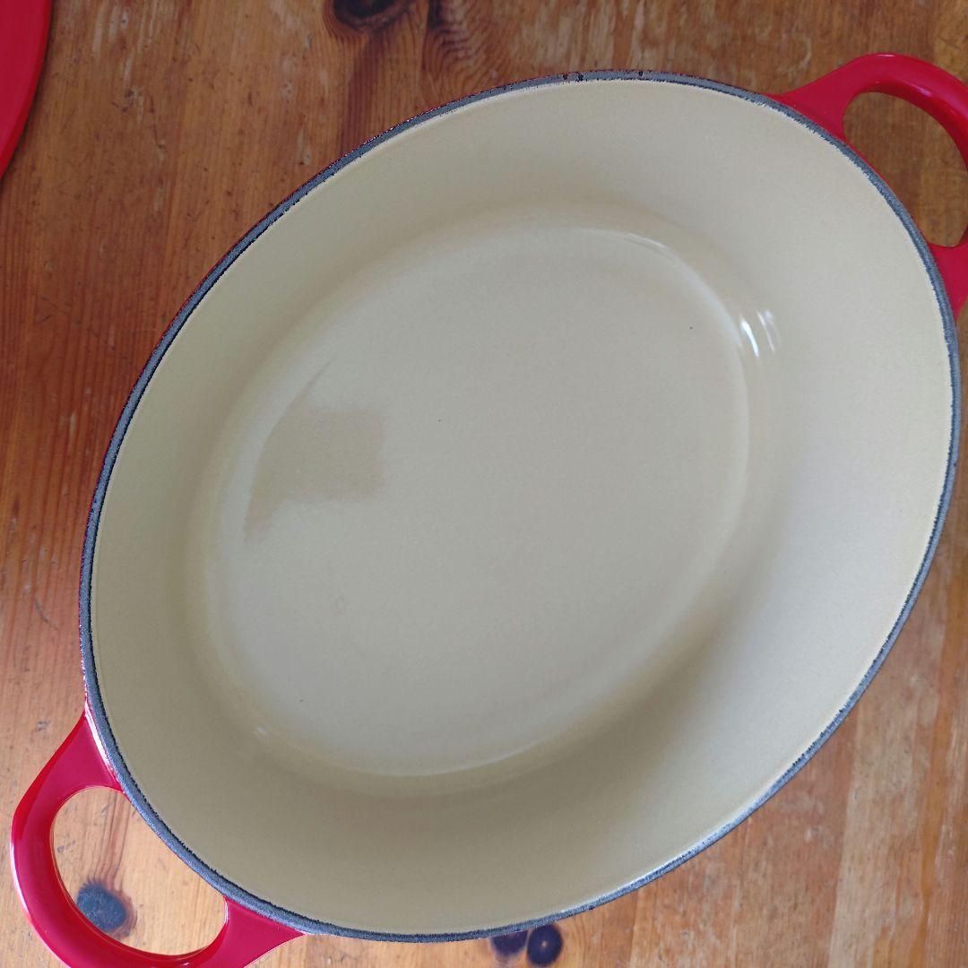 ルクルーゼ　ココットオーバル　25cm レッド　両手鍋