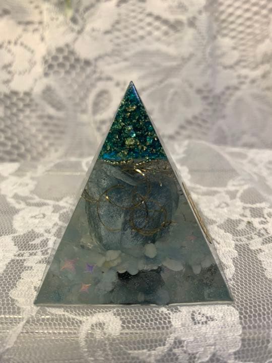 ピラミッドパワースト－ン❤️妖精と宇宙❤️‼️5cm