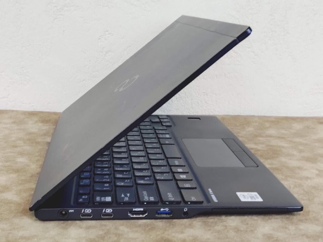 LIFEBOOK U9310/D Core i7、メモリ16GB