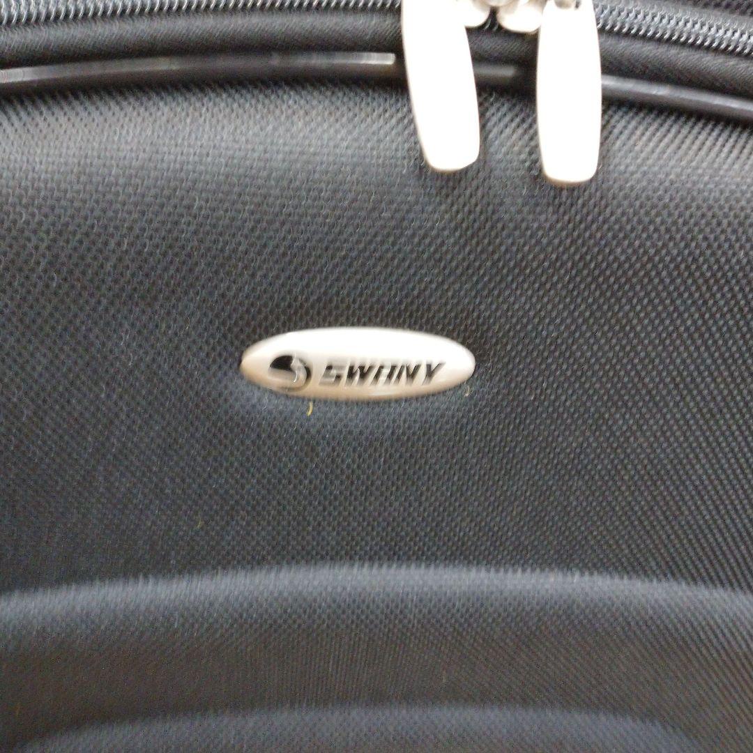 782★スワニー　キャリーバッグ　旅行カバン