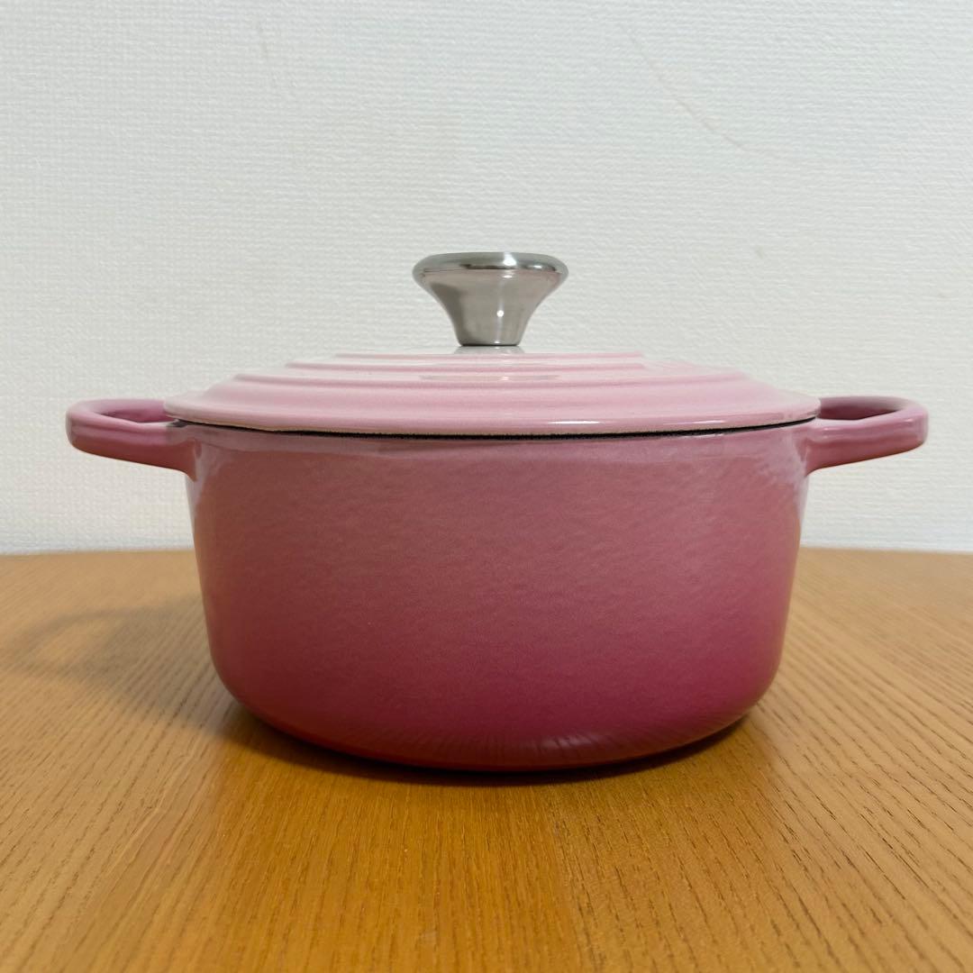 【美品】ル・クルーゼ(Le Creuse)☆鍋☆ココットロンド☆ナチュラルピンク