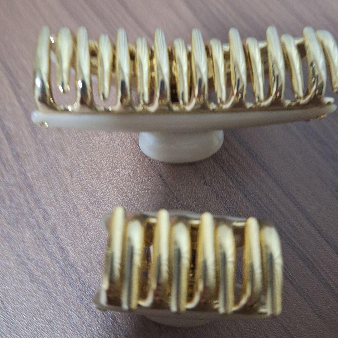 匿名配送　アッカacca クリップ 2点セット　おまけCHANELの小さな袋