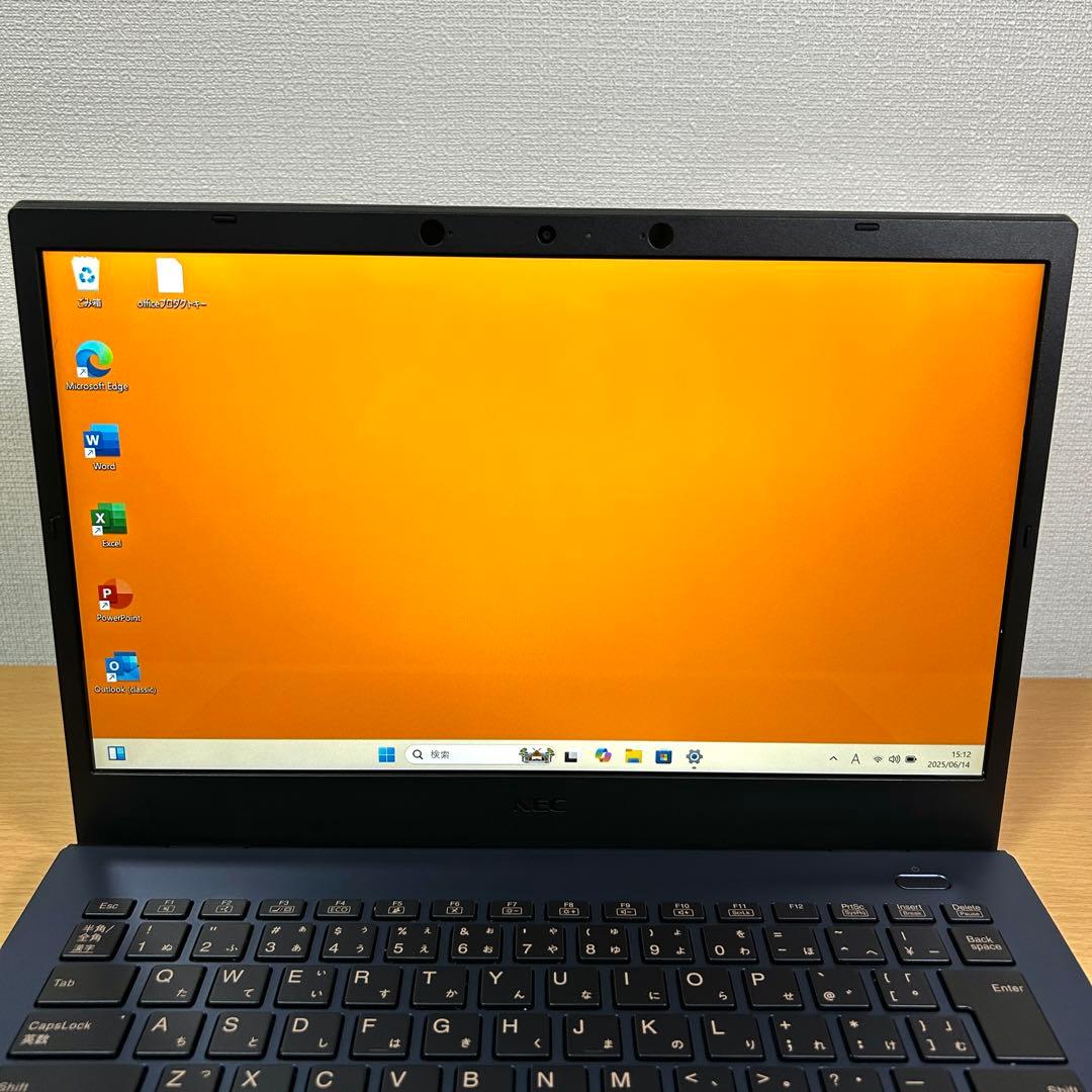 美品 NEC Lavie N1475/C PC-N1475CAL i7 14型