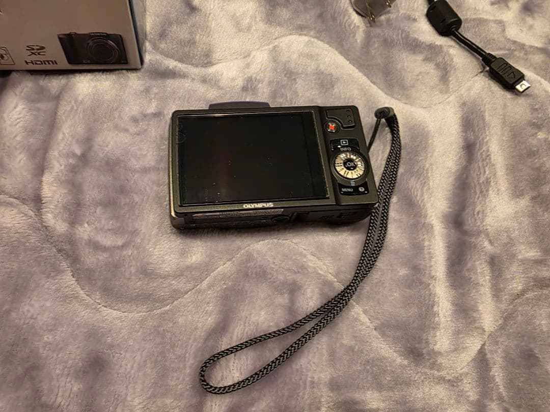 デジタルカメラ OLYMPUS SZ-20