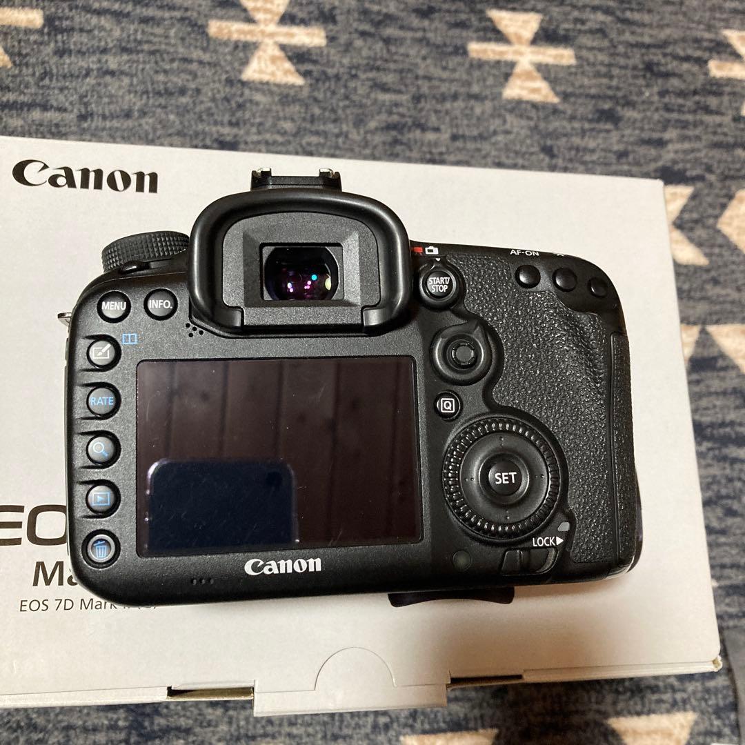 美品 Canon EOS 7D Mark II 本体