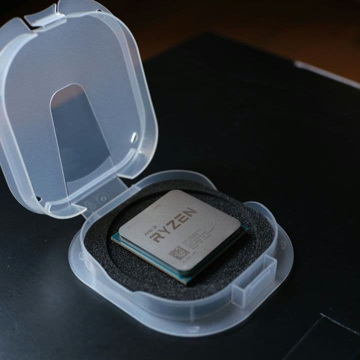 AMD Ryzen 5 5600G 中古 純正CPUクーラー付き