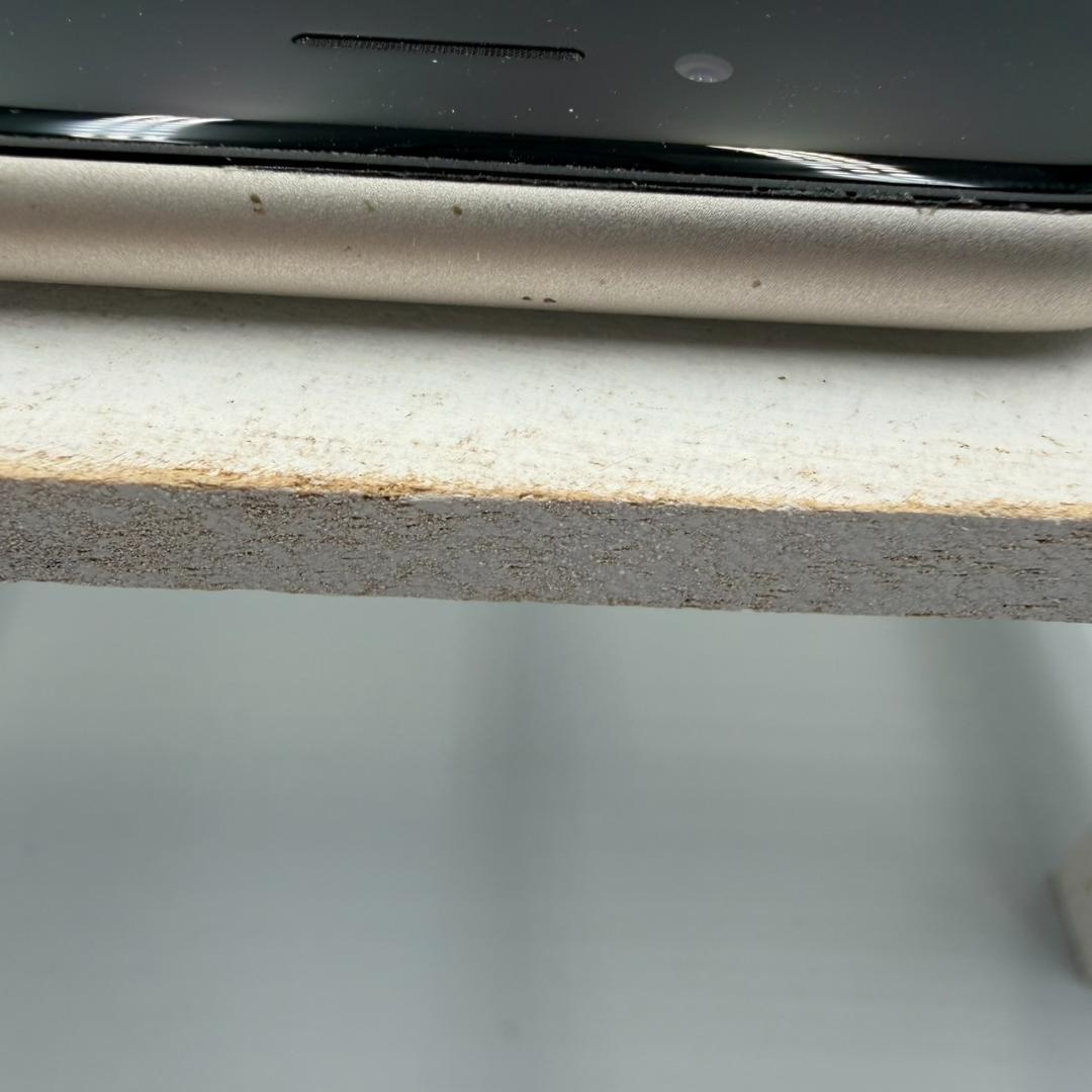 iPhone SE第3世代 64GB スターライト 249