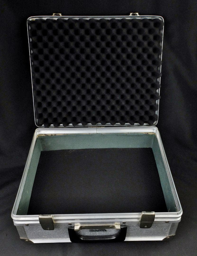 リモワ 草創期メロン柄 レトロ・アルミニウム・ハンドケース 1960年代 稀少