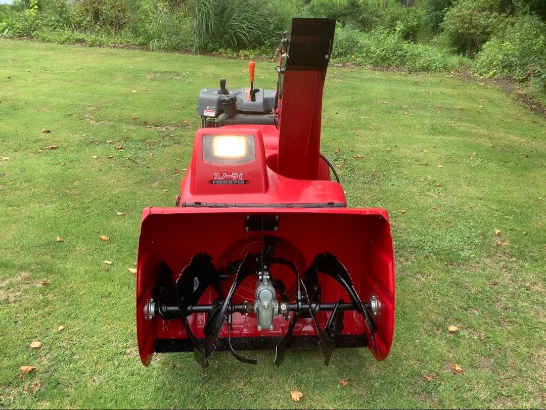 Honda HSS970i ハイブリッド除雪機＠北海道
