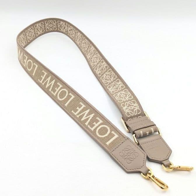 【極美品】LOEWE ロエベ アナグラム ロゴジャガード ショルダーストラップ