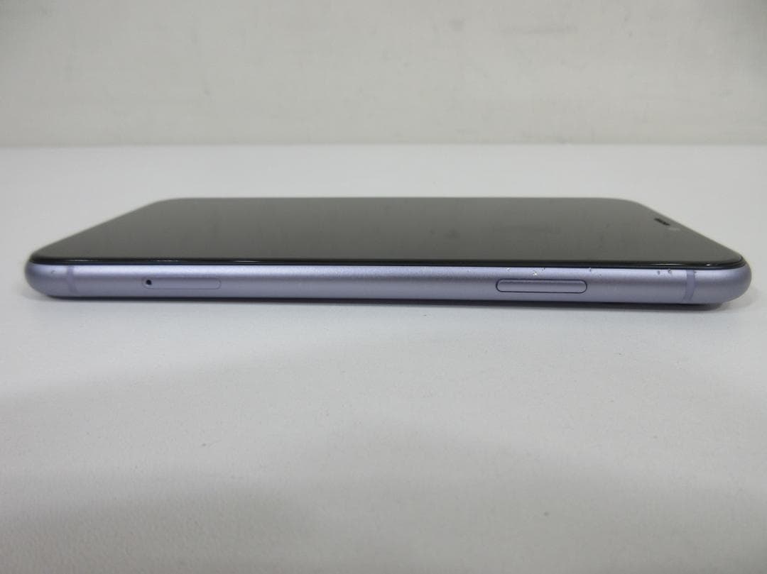 0716Z iPhone11 64GB MWLX2J/A simロック カード無