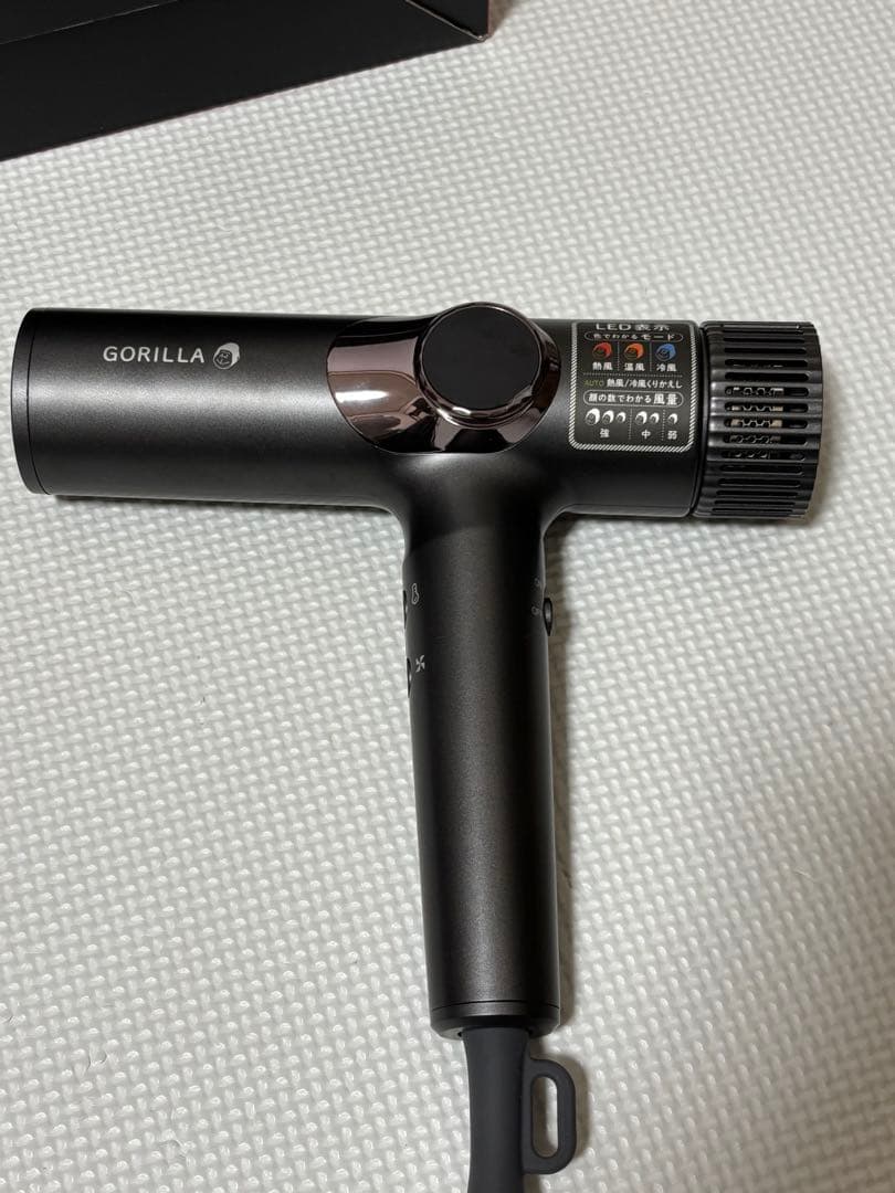 ゴリラのひとふき ハイパワー ゴリラドライヤー グレー⭐︎一度使用のみ