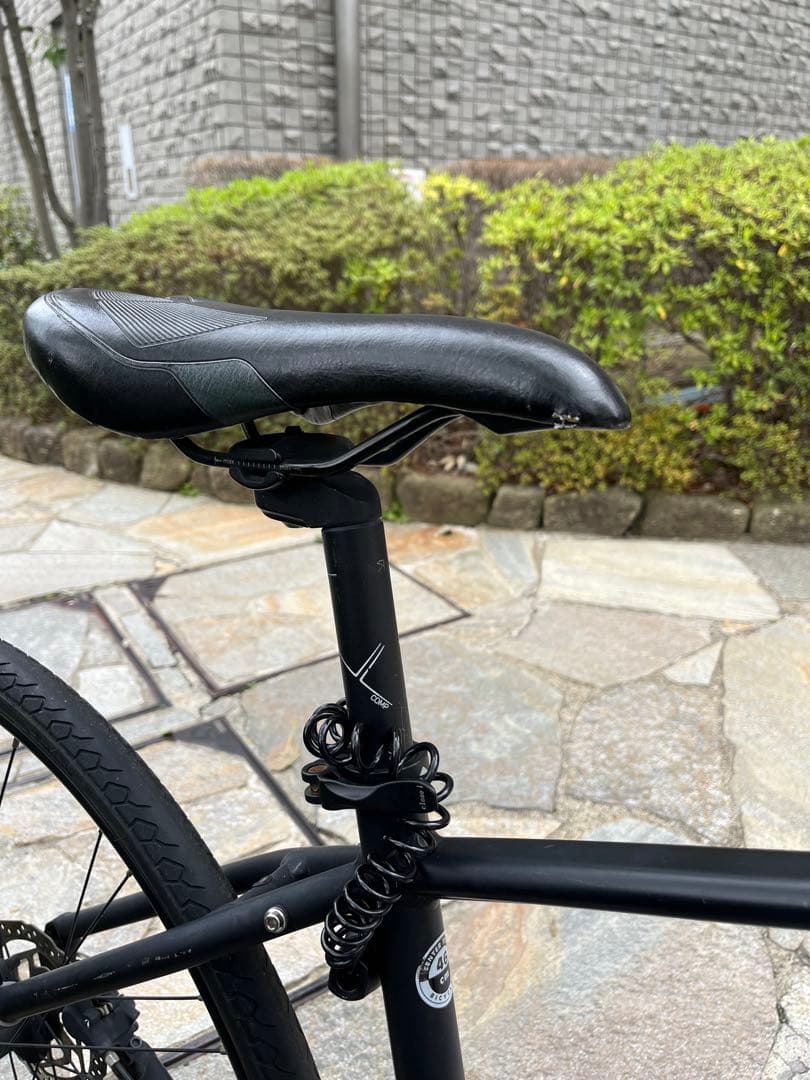 MERIDA 黒クロスバイク ass saver 3枚付き　手渡し北千住付近