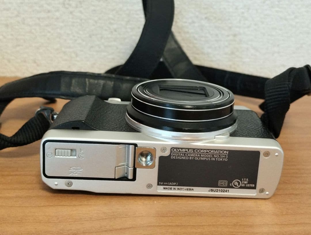 OLYMPUS STYLUS SH-3 デジタルカメラ