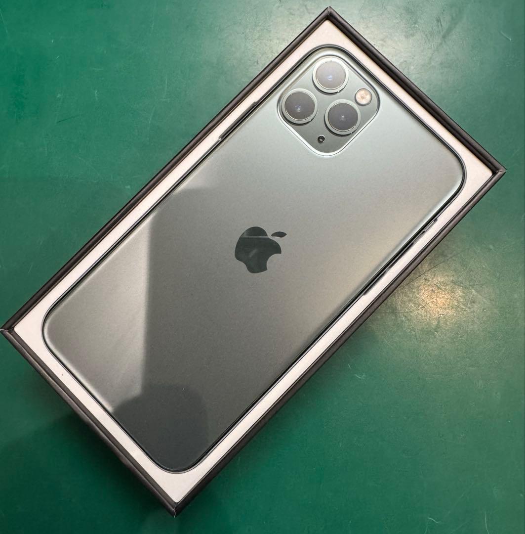 【期間限定・美品】iPhone 11Pro/64GB/ミッドナイトグリーン 本体