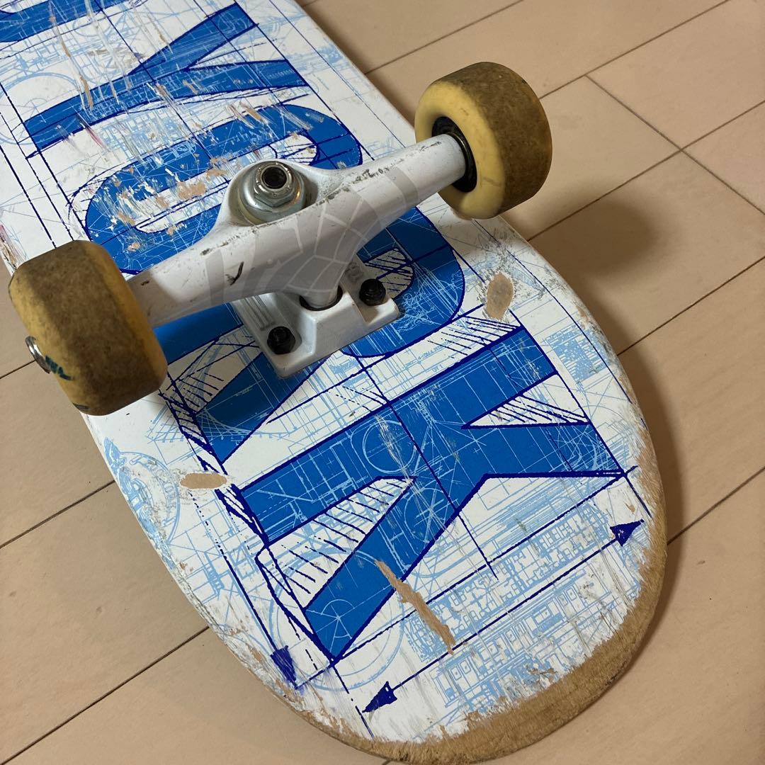 スケートボードコンプリート ZOO YORK × THUNDER 本格パーツ使用