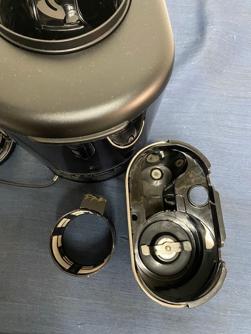 siroca 全自動コーヒーメーカー SC-A352 24年製