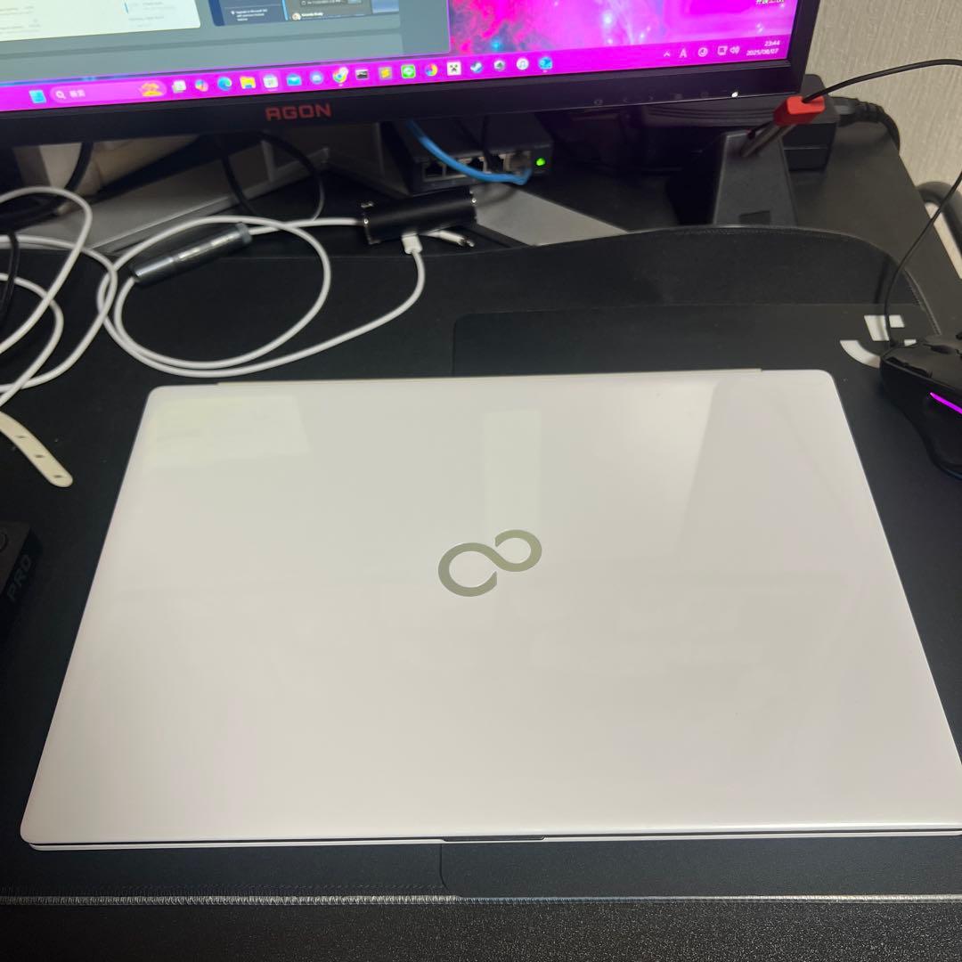 【ほぼ未使用品】富士通 LIFEBOOK AH480/H プレミアムホワイト