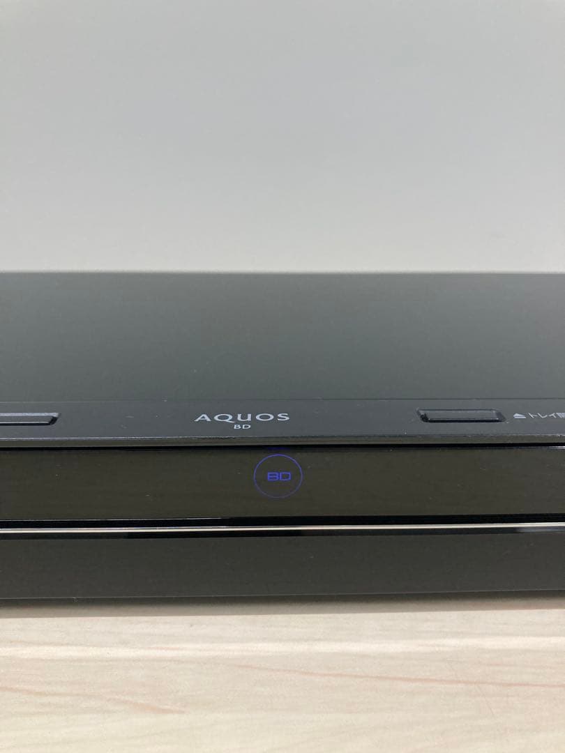 かなり綺麗 1TB リモコン新品　シャープ　AQUOS BD-NW1000