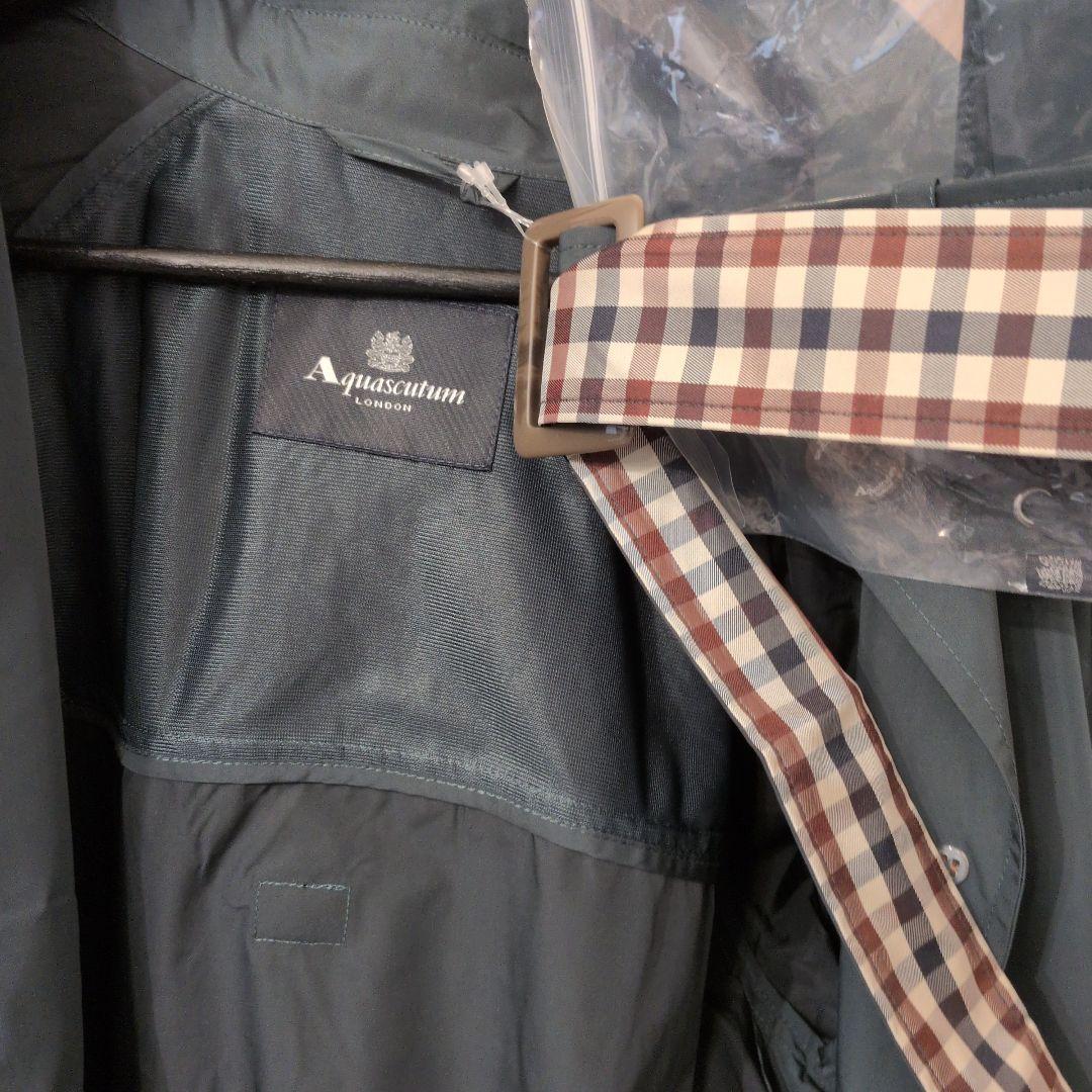 アクアスキュータム　レインコート